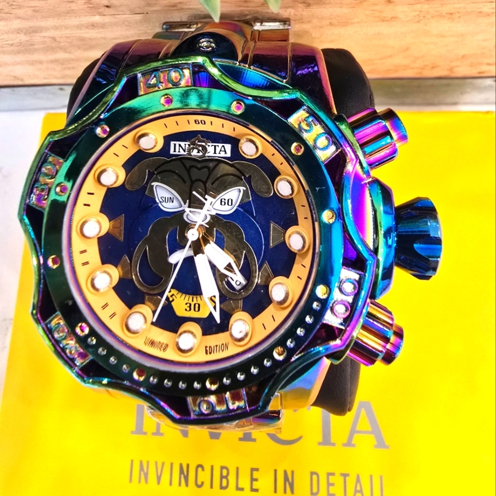 Brand New Invicta Pro Diver Men's 55mm Watch With Invicta Protective Hard Case
